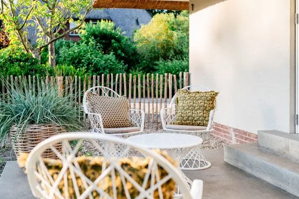 Garten  Gegen den Wind
