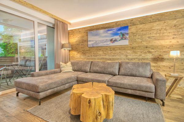 Alpin & Seeresort Top 14 Zell am See - Wohnzimmer