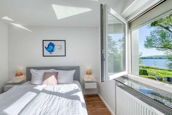 Ferienwohnung Eddi Waren (Müritz) - Blick auf den Tiefwarensee vom Schlafzimmer  Eddi