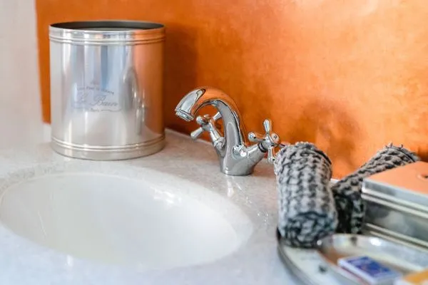 Bad, Detail Waschbecken  Ferienwohnung Landhaus Fröbel