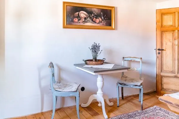 Küche, Esstisch für 2 Personen  Ferienwohnung Landhaus Fröbel