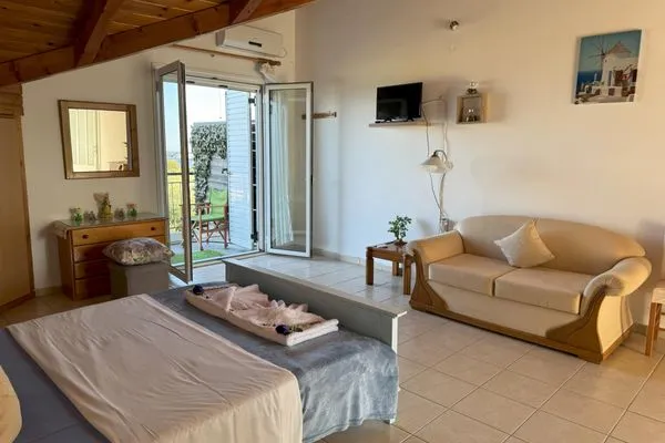 Bedroom  Filoxenia Studio 8