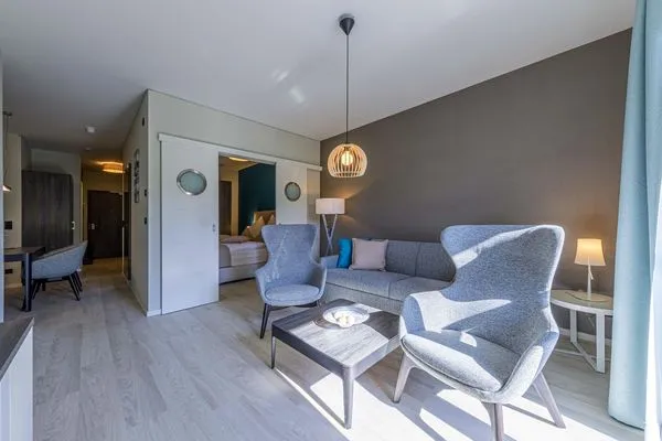 Ferienwohnung Wiesenkieker Ostseebad Wustrow - ZweiWasser Alte Seefahrtschule Wohnzimmer  Wiesenkieker