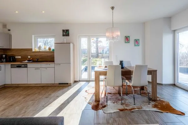 Ferienhaus SchönSicht offene Küche mit Essbereich  SchönSicht