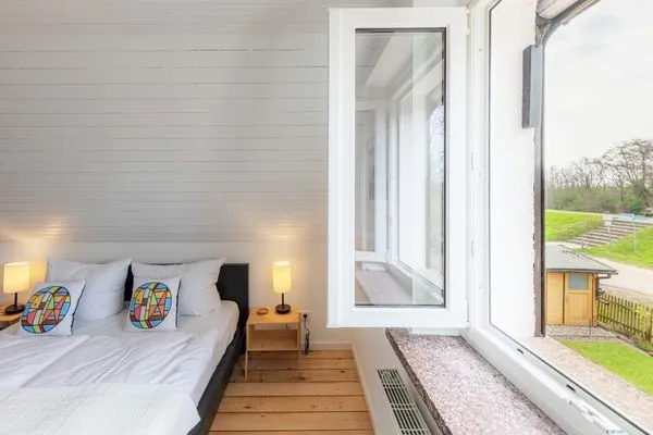 Schlafzimmer  Bunter Fisch am Deich