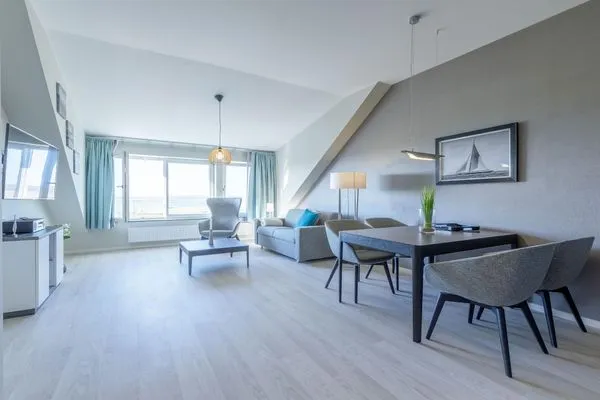 Ferienwohnung Dünenrast Ostseebad Wustrow ZweiWasser Alte Seefahrtschule Großes Wohnzimmer  Dünenrast