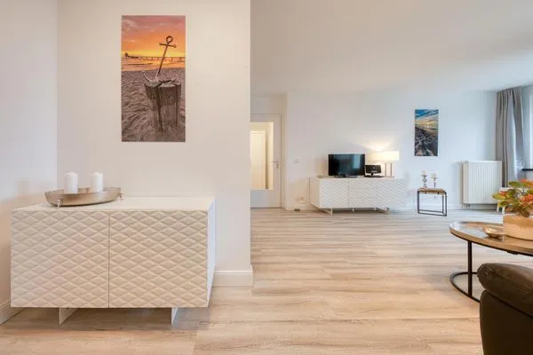 Ferienwohnung Ostseeglück Aparthotel Zingst - Wohnraum, hell und geräumig  Ostseeglück