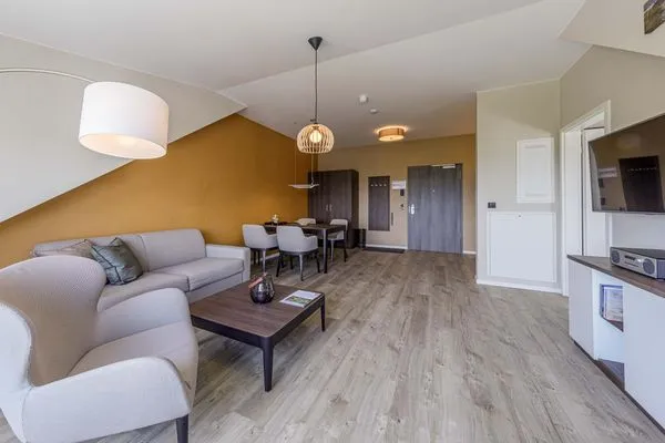 Ferienwohnung Seebadquartier Ostseebad Wustrow mit TV Multimedia Wand  Seebadquartier