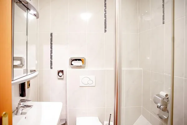 Bathroom Smart Resorts B&B 1 BB1 114