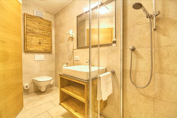 Alpin & Seeresort Top 14 Zell am See - Badezimmer