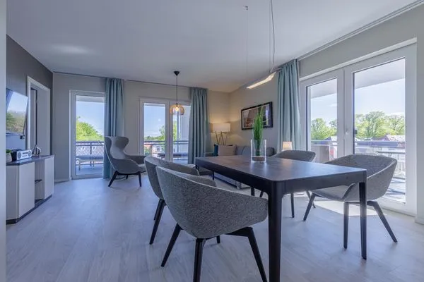 Ferienwohnung Strandluft Ostseebad Wustrow ZweiWasser Alte Seefahrtschule Essbereich  Strandluft