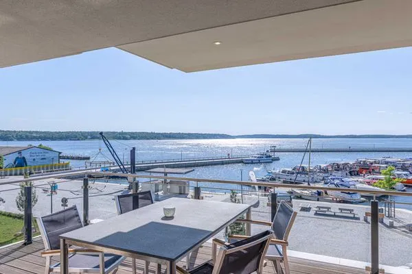 Ferienwohnung Müritzsonne Hafenresidenz Waren (Müritz) - Balkon mit Müritzblick  Müritzsonne