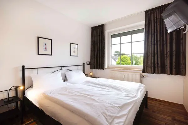 Schlafzimmer  (DKK11B) Ferienwohnung Seegras F***