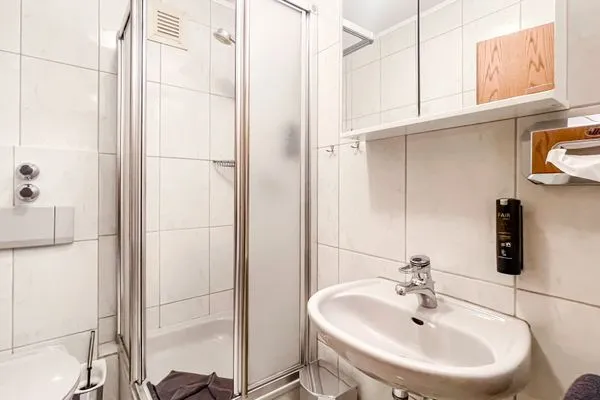 Bathroom Smart Resorts B&B 1 BB1 124