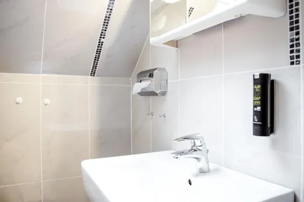 Bathroom Smart Resorts B&B 1 BB1 131