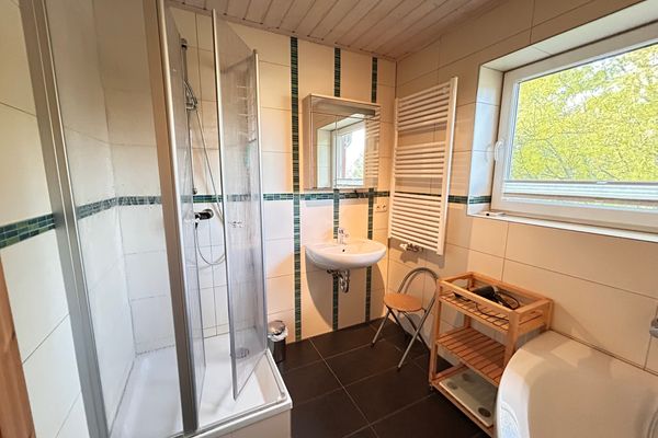  Haus Anemone Wieck - Badezimmer