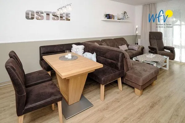 Wohnzimmer Villa Malte Ferienwohnung Strandläufer