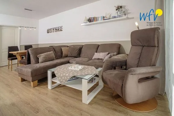 Wohnzimmer Villa Malte Ferienwohnung Strandläufer