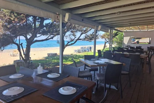 Strand  Nikos Kastro 3