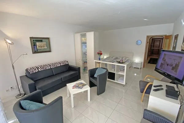   Casa Cincillà, 2. Stock