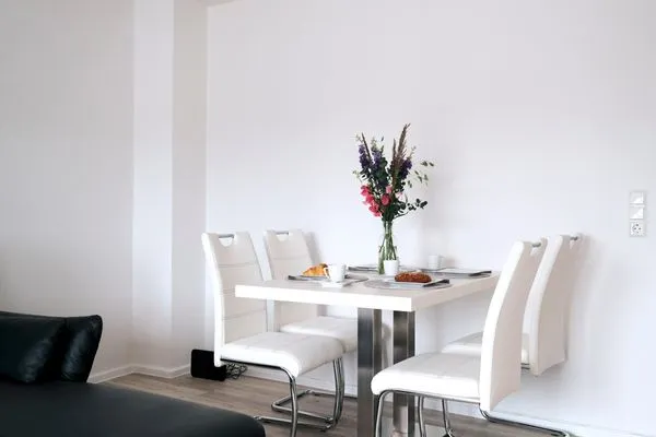 Dekoratives Detail  Schiffbrücke