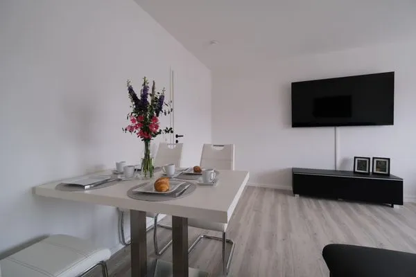 TV / Multimedia  Schiffbrücke