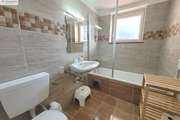 Bathroom  Wohnung Katalin by FiS - Fun in Styria