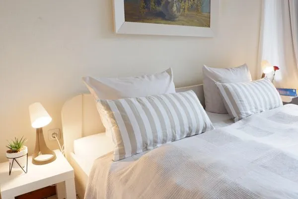 Gemütlichkeit im Schlafzimmer  Ferienhaus an der Au