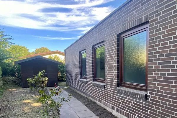 Kleiner, eingezäunter Garten an der Dahmer Au mit Gartenhaus  Ferienhaus an der Au