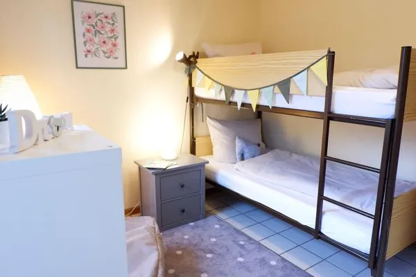 Kinderzimmer mit Etagenbett (90x200cm)  Ferienhaus an der Au