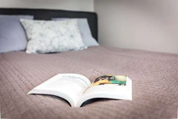 Bett  Stadtgeflüster