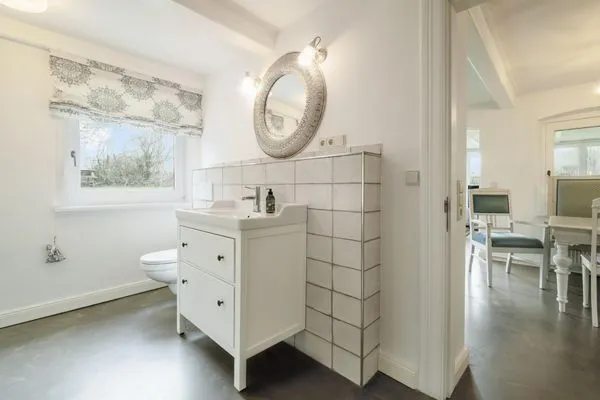 Bad im Erdgeschoss mit Sauna, Fußbodenheizung  Landhaus am Mühlendamm