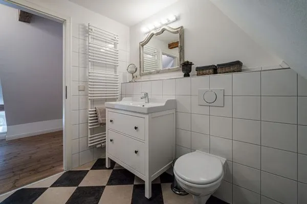 Badezimmer im OG WC, Dusche, Waschtisch  Bauernhaus am Mühlendamm
