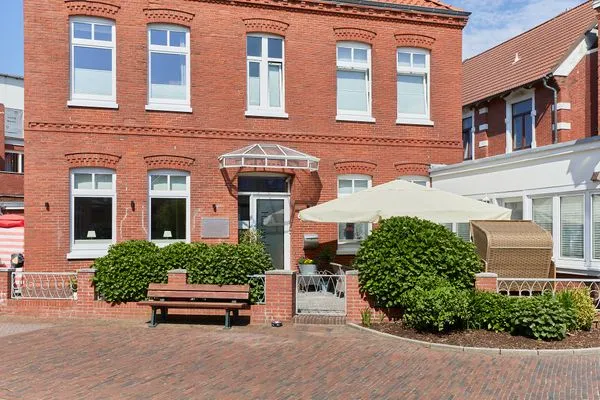 Fassade / Eingang  Hus up de D  Studio