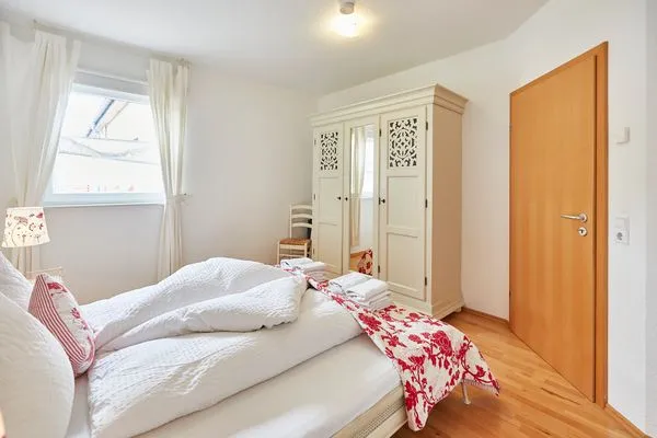 Schlafzimmer  Haus Walfänger - Ferienwohnung 1