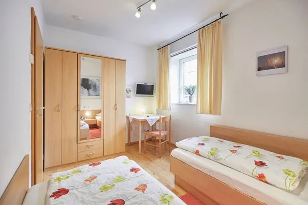 Schlafzimmer  Haus Walfänger - Ferienwohnung 2