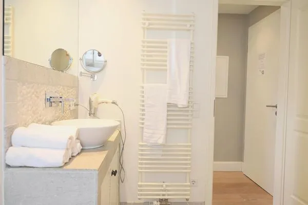 Badezimmer  Berthin-Bleeg-Str. 1, W3, Kliffkoje