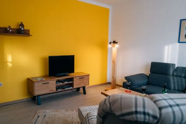 Wohnzimmer, Flat-TV  Ferienwohnung Altensteinblick