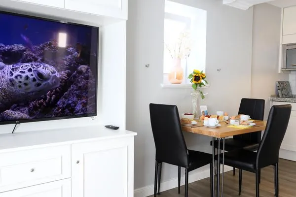 TV / Multimedia  Bundiswung 22, Whg. 3