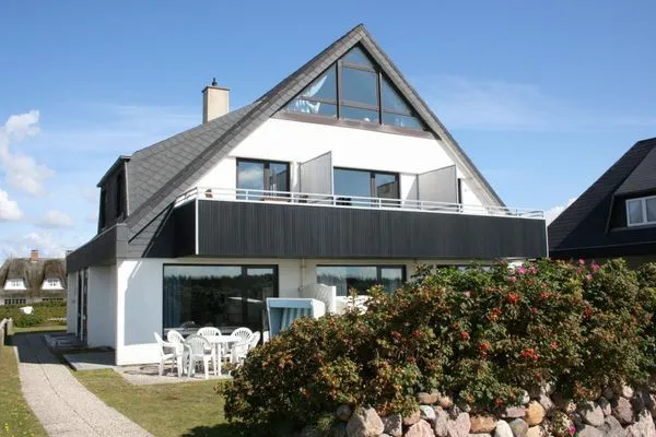 Hauptansicht  Fernsicht 12B, EG