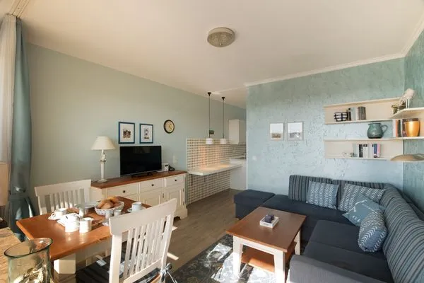 Wohnzimmer  Fernsicht 12C, EG