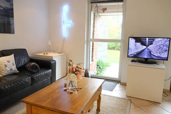 Wohnzimmer  Haderslebener Str. 44, EG