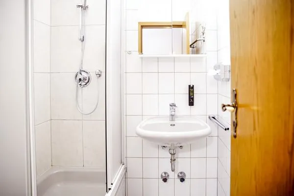 Bathroom Smart Resorts B&B 1 BB1 200