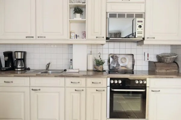 Küche / Küchenzeile  Kampstr. 9, W2, GB3