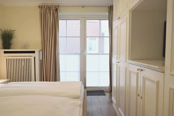 Schlafzimmer  Kampstr. 9, W2, GB3