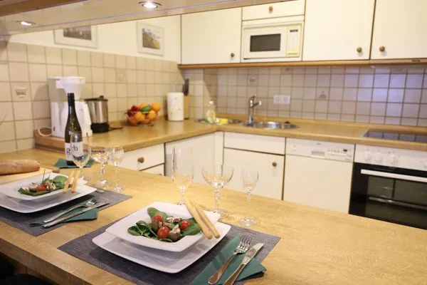 Küche / Küchenzeile  Kjeirstr. 16-20, Whg. 49