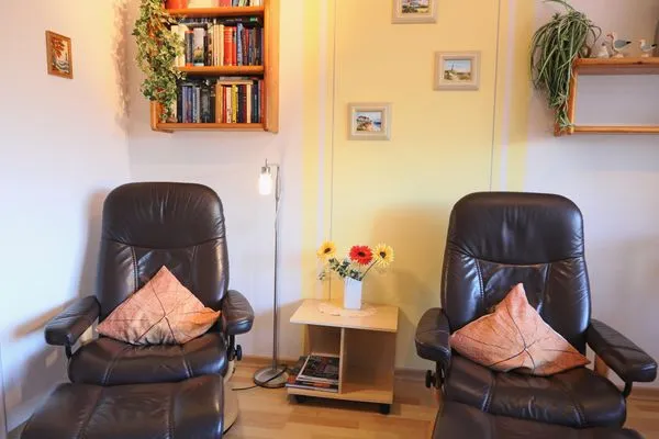 Wohnzimmer  Kjeirstr. 19-21, Whg. 5