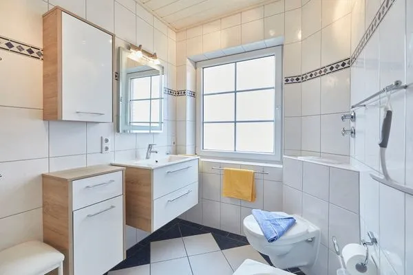 Badezimmer  Haus Meyer-Teerling - Ferienwohnung Trientje