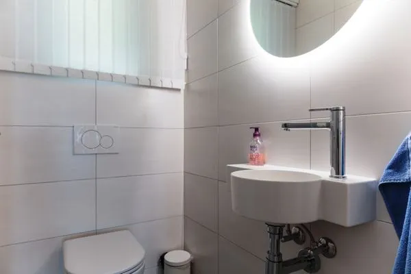 Gäste-WC  Eckwohnung C01