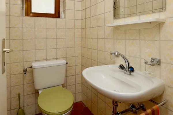 Gäste-WC  Ferienwohnung C06